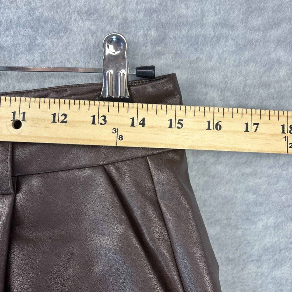 Vici Women's Faux Leather Shorts L Brown Ultra High Rise Cuffed Pleated Pockets